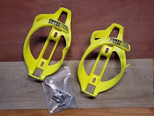 Corki Cycles Bike Water Bottle Holder Right Side Load Water Bottle Cage Pair